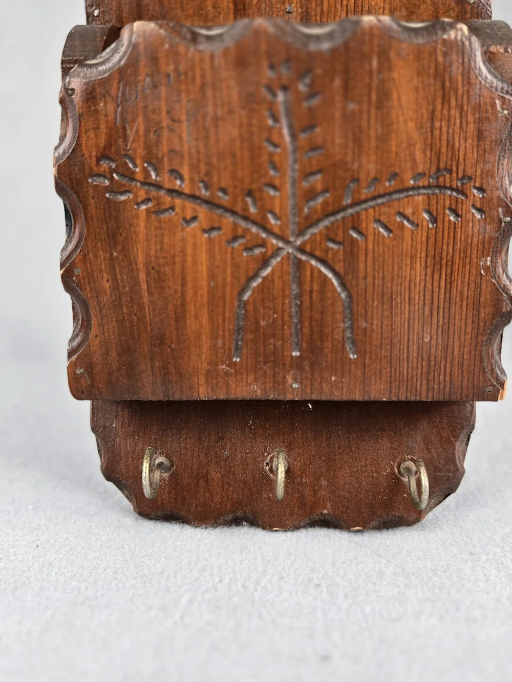 Vintage Carved Wood Mail Sorter Key Rack Wall Pocket 3 Tier